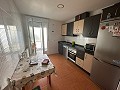 Schönes Stadthaus mit 4 Schlafzimmern und 2 Bädern in Salinas in Real Estate Alicante