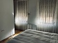 Mooi herenhuis met 5 slaapkamers in Monovar in Real Estate Alicante