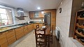 Mooi herenhuis met 5 slaapkamers in Monovar in Real Estate Alicante