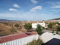 Villa moderne de 3 chambres à pied de la ville avec maisons d'hôtes in Real Estate Alicante