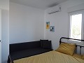 Villa moderne de 3 chambres à pied de la ville avec maisons d'hôtes in Real Estate Alicante