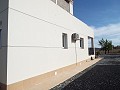 Villa moderne de 3 chambres à pied de la ville avec maisons d'hôtes in Real Estate Alicante