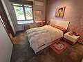 Atemberaubende 5-Bett-Villa mit Pool in Real Estate Alicante