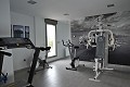 Atemberaubende 5-Bett-Villa mit Pool in Real Estate Alicante