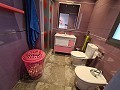 Atemberaubende 5-Bett-Villa mit Pool in Real Estate Alicante