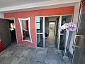 Atemberaubende 5-Bett-Villa mit Pool in Real Estate Alicante