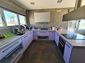 Atemberaubende 5-Bett-Villa mit Pool in Real Estate Alicante