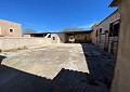 Mooie 140 jaar oude boerderij in Salinas in Real Estate Alicante