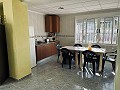 Geräumige Villa mit toller Aussicht und nur wenige Gehminuten von La Romana entfernt in Real Estate Alicante