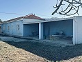 Geräumige Villa mit toller Aussicht und nur wenige Gehminuten von La Romana entfernt in Real Estate Alicante