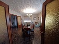 Villa in Salinas town on an urban plot of 582m2 in Real Estate Alicante