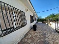 Villa in Salinas town on an urban plot of 582m2 in Real Estate Alicante