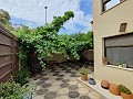 Town House with a garden and garage in Pinoso in Real Estate Alicante