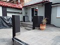 Gerenoveerd herenhuis met 3/4 slaapkamers en solarium in Real Estate Alicante