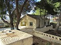 Villa de 4 chambres avec potentiel pour une maison supplémentaire ou des appartements séparés in Real Estate Alicante