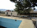 Villa de 4 chambres avec potentiel pour une maison supplémentaire ou des appartements séparés in Real Estate Alicante