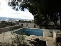 Villa de 4 chambres avec potentiel pour une maison supplémentaire ou des appartements séparés in Real Estate Alicante