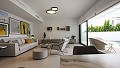 Villa moderne 4 chambres 4 salles de bain avec sous-sol, piscine et garage in Real Estate Alicante