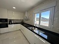 Luxe nieuwe villa met zwembad en perceel in Real Estate Alicante
