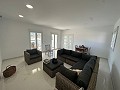Luxe nieuwe villa met zwembad en perceel in Real Estate Alicante