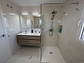Luxe nieuwe villa met zwembad en perceel in Real Estate Alicante