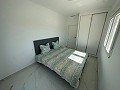 Luxe nieuwe villa met zwembad en perceel in Real Estate Alicante