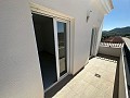 Luxe nieuwe villa met zwembad en perceel in Real Estate Alicante