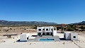 Nuevas villas de lujo inc. tierra, licencias y legalidades in Real Estate Alicante