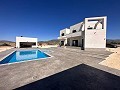 Nuevas villas de lujo inc. tierra, licencias y legalidades in Real Estate Alicante