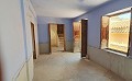 Stadthaus zur Reform in Teresa De Cofrentes in Real Estate Alicante