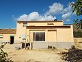 Groot landhuis, op loopafstand van de stad in Real Estate Alicante
