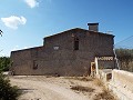 Groot landhuis, op loopafstand van de stad in Real Estate Alicante