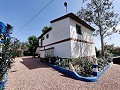 Landhuis met zwembad en bijgebouwen in Real Estate Alicante