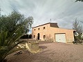 Huge 6 bedroom country house in Ubeda in Real Estate Alicante