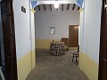 Herenhuis met 4 slaapkamers en tuin in Real Estate Alicante