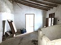 Herenhuis met 4 slaapkamers en tuin in Real Estate Alicante