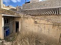 Herenhuis met 4 slaapkamers en tuin in Real Estate Alicante