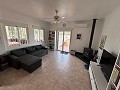 Incredible villa with pool in Pinoso in Real Estate Alicante