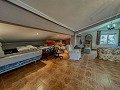 Schöne Villa zwischen Sax und Elda mit Pool und Gästehaus in Real Estate Alicante