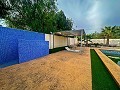 Schöne Villa zwischen Sax und Elda mit Pool und Gästehaus in Real Estate Alicante