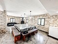 Beeindruckende Villa mit 9 Schlafzimmern in Biar in Real Estate Alicante