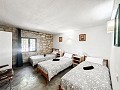 Beeindruckende Villa mit 9 Schlafzimmern in Biar in Real Estate Alicante