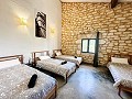 Beeindruckende Villa mit 9 Schlafzimmern in Biar in Real Estate Alicante
