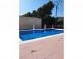 Villa de 3 habitaciones y 1 baño en excelente ubicación con piscina y casa de huéspedes de 2 pisos en Sax in Real Estate Alicante