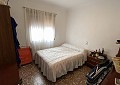 Villa de 3 habitaciones y 1 baño en excelente ubicación con piscina y casa de huéspedes de 2 pisos en Sax in Real Estate Alicante