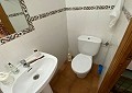 Villa de 3 habitaciones y 1 baño en excelente ubicación con piscina y casa de huéspedes de 2 pisos en Sax in Real Estate Alicante