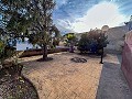 Geräumige Villa mit 7 Schlafzimmern und Pool in Onil in Real Estate Alicante