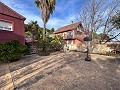 Geräumige Villa mit 7 Schlafzimmern und Pool in Onil in Real Estate Alicante