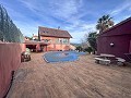 Geräumige Villa mit 7 Schlafzimmern und Pool in Onil in Real Estate Alicante