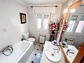 Geräumige Villa mit 7 Schlafzimmern und Pool in Onil in Real Estate Alicante
